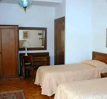 Hotel Grand Del Parco LʼAquila